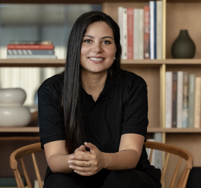 Luisa Cruz Vogiatzis, Christian Entrepreneur | Revenue & Partnerships Leader | Customer Success Expert at Founders Lab | Startup Mentorship
